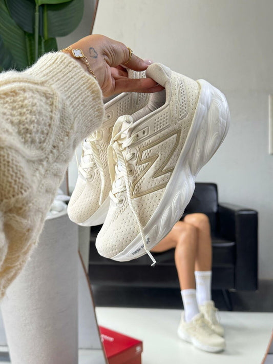 Tênis New Balance Fresh Foam 1080 Luxo