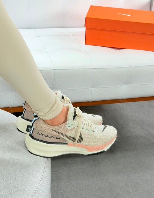 Tênis Nike Zoom X Invicible Run 3 - Colors
