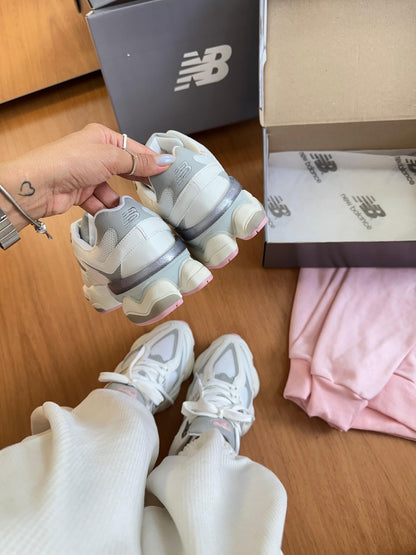Tênis New Balance 9060 Branco e Rosa Couro 100% Legítimo
