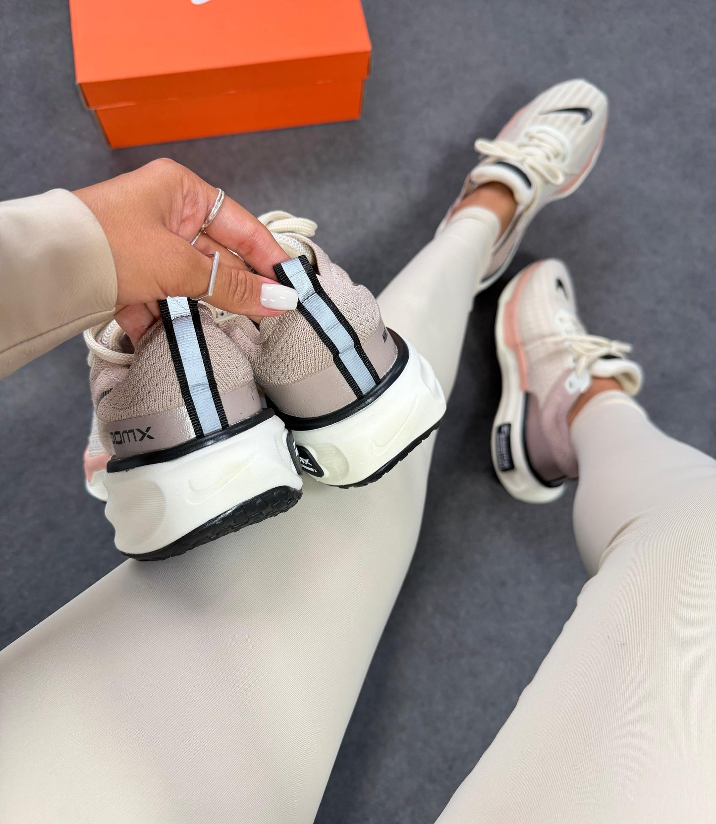 Tênis Nike Zoom X Invicible Run 3 - Colors