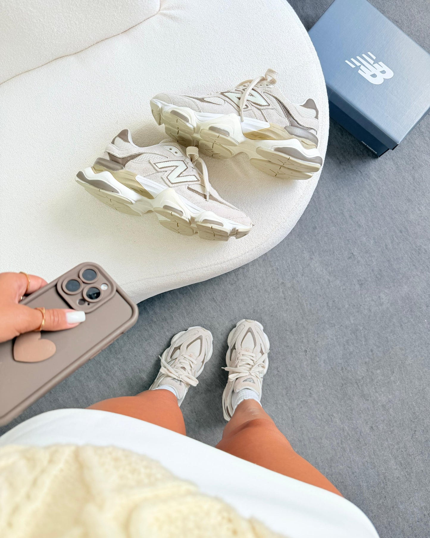 Tênis New Balance 9060 Bege Caqui Couro 100% Legítimo