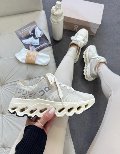 Tênis On Coudtilt Bege Prime