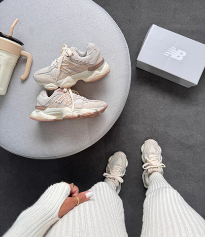 Tênis New Balance 9060 Off Salmão Couro 100% Legítimo