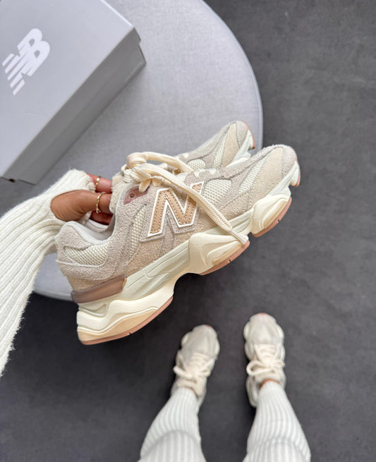Tênis New Balance 9060 Off Salmão Couro 100% Legítimo