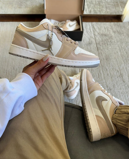Tênis Nike Jordan Low Nude Prime