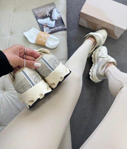 Tênis On Coudtilt Bege Prime