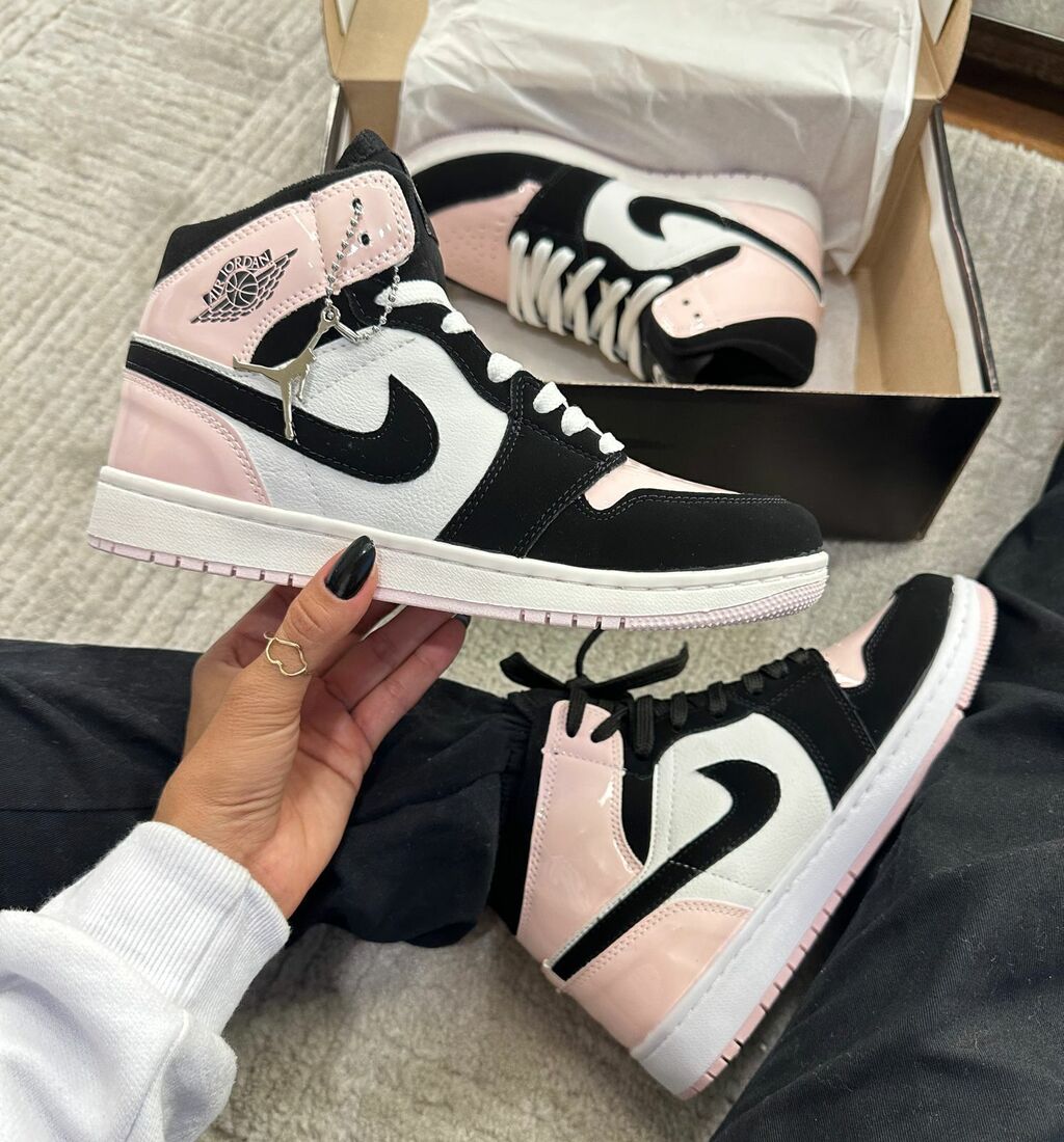 Tênis Nike Jordan Low Chicago Prime Rose Preto