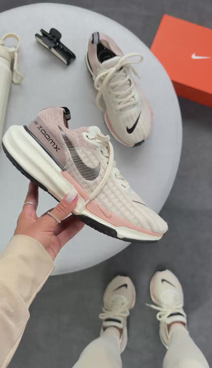 Tênis Nike Zoom X Invicible Run 3 - Colors